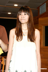 幻灯组图：旺福乐团打造“乡春之旅” 严爵变身牛仔