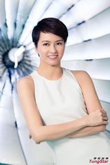 组图：梁咏琪短发利落展现清新气质