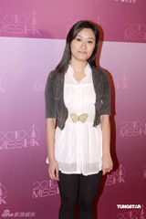 幻灯图：香港小姐首次面试 50位佳丽演曼妙诱惑