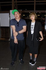 组图：英国乐队BLUR香港开唱 陈奕迅夫妇现身