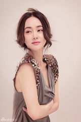 组图：张定涵端庄清丽显御姐气质