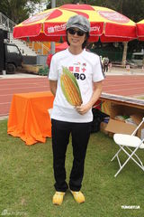 组图：张艾嘉黄子华分享助养儿童经验