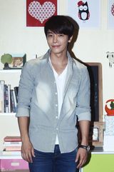 高清组图：SJ东海新剧《熊猫小姐和刺猬》发布