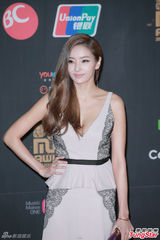 高清：EXO少时BB等亮相MAMA红毯 郭富城助阵