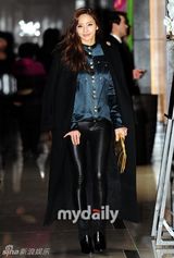 组图：严泰雄大婚众星道贺 李孝利戒指惹眼