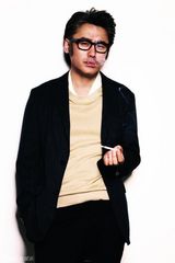 组图：吴秀波2011上半年封面盘点 展现睿士风采