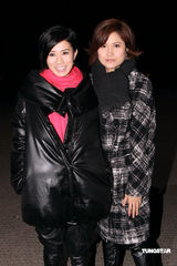 幻灯图：《天与地》热拍 佘诗曼裹棉袄陈豪玩乐队