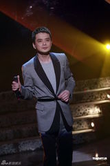 组图：《劲歌金曲》录影 黄耀明张继聪王菀之献唱