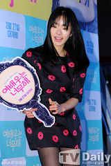 组图：少时Tiffany韩彩英等助阵车艺莲新片