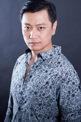 组图：张洪睿倾情加盟《老北风》 秋日写真浮出水面