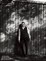 组图：韩裔明星丹尼尔亨利拍写真展型男风采