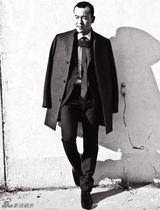 组图：廖凡《ELLEMEN》冷峻动感 引领秋冬风尚