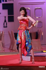 组图：陈慧琳产后复出录节目尽显辣妈本色