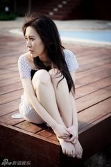 组图：80后演员田朴珺写真 曾演《甄嬛传》