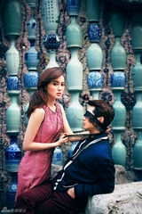 组图：江铠同复古沉静大片 探访古老瓷房子