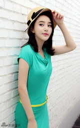 组图：王子子写真清新娇俏 迷离眼神灵动诱惑