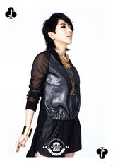 组图：刘忻变身摇滚范儿 将朋克进行到底