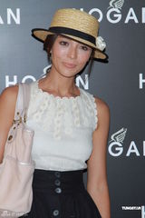 高清图：古天乐为新片学骑马 阿Sa(蔡卓妍)苏州自置厕所