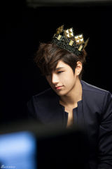 高清图：《主君》少时苏志燮L帅气拍广告