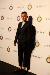 组图：聂远李嘉欣亮相派对 新片有望亮相奥斯卡