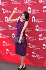 高清组图：《两个世界》记者会 黄璐娇媚亮相