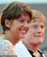 组图：罗伯特雷德福白衣潇洒 希亚-拉博夫黑装帅气