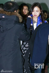 组图：艺体妖精孙妍在赴俄训练露甜美笑容