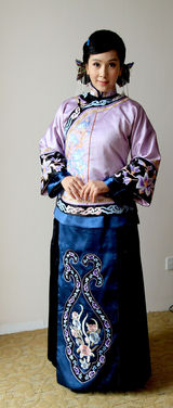 组图：《江山风雨几多情》热拍 杨恭如演绎革命女侠