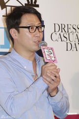 组图：黎明率众星做慈善 均不谈老板娘乐基儿