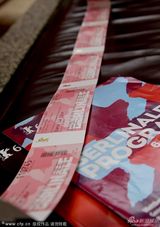 组图：柏林影展紧张筹备 民众排队买票现场爆满