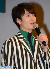 组图：冈田将生忽那汐里出席《哦!爸爸》首映礼