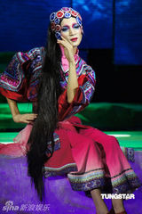 组图：《山水间》桂林公演 16名男旦成最大亮点