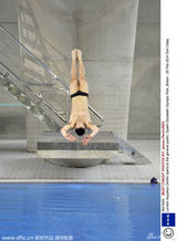 组图：同性恋跳水名将汤姆-戴利训练照曝光