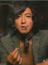 组图：41岁木村拓哉登杂志展熟男魅力不老容颜