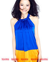 组图：江一燕时尚登封面 爱心义卖引领时尚公益