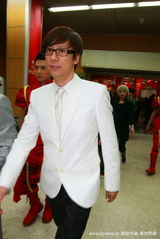 高清组图：众星齐聚春晚最后彩排 王菲撅嘟嘟唇可爱