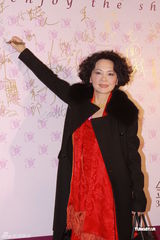 组图：艺人杰出表现奖落幕 谢霆锋薛凯琪夺影帝影后