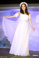 组图：许慧欣代言变希腊女神 性感大秀飘逸舞姿