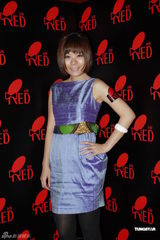 组图：吴雨霏出席商业活动望恋情低调进行