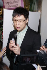 组图：陈志云何丽全为港姐投票失败讲好话