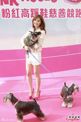 组图：阿Sa(蔡卓妍)尚无意结婚 自觉40岁适合生宝宝