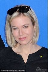 幻灯图集：柏林电影节7评委亮相 余男齐薇格争艳