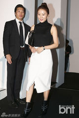 组图：尹恩惠Tiffany等众星亮相时尚活动