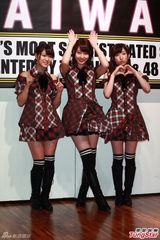 组图：AKB48台湾握手会卖萌 大赞美食成吃货