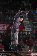 组图：big4开演唱会发红封包 互曝成员糗事