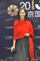 组图：《B级片之王》剧组亮相北京电影节蓝毯