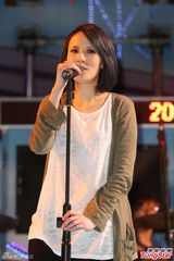 组图：音乐祭众星开唱 杨乃文音响出错频道歉