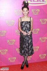 组图：TVB45周年台庆揭幕 小生花旦盛装亮相