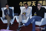 组图：余文乐黄秋生助阵《车手》海报揭幕仪式