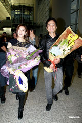 组图：池珍熙韩孝珠抵港宣传 欲尝香港海鲜